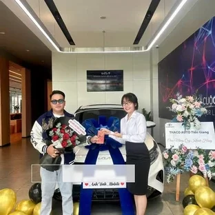 Hoạt động tư vấn và giao xe Kia tại Tiền Giang 6